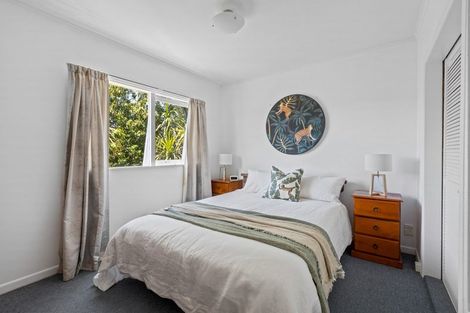 Photo of property in 1/46 Matipo Road, Mairangi Bay, Auckland, 0630