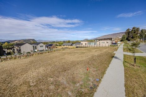 Photo of property in 7 Stoneleigh Drive, Wanaka, 9305