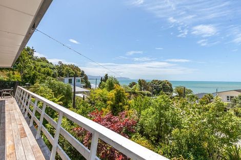 Photo of property in 15 Bay View Terrace, Patons Rock, Takaka, 7182