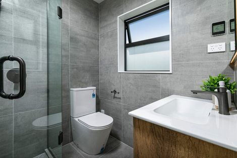 Photo of property in 3 Riroriro Road, Hobsonville, Auckland, 0616