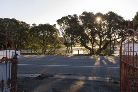 Photo of property in 89 Esplanade, Kaiti, Gisborne, 4010