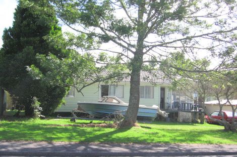 Photo of property in 3 Virgo Place, Glen Eden, Auckland, 0602