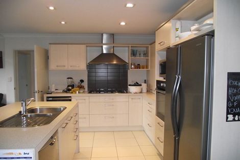 Photo of property in 19 Clearview Drive, Milson, Palmerston North, 4414