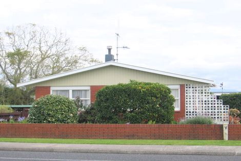 Photo of property in 384 Otumoetai Road, Otumoetai, Tauranga, 3110