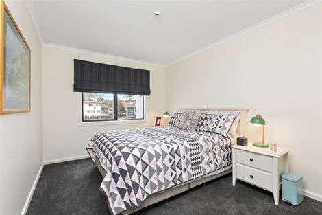 Photo of property in 4/2 Sixth Avenue, Tauranga, 3110