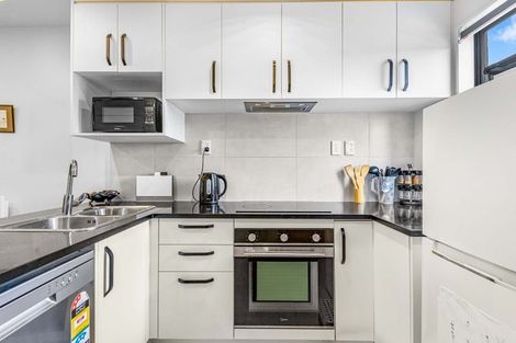 Photo of property in Rf202b, 19/18 Hewlett Road, Massey, Auckland, 0614