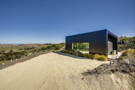 Photo of property in 52 Avery Road, Eskdale, Napier, 4182