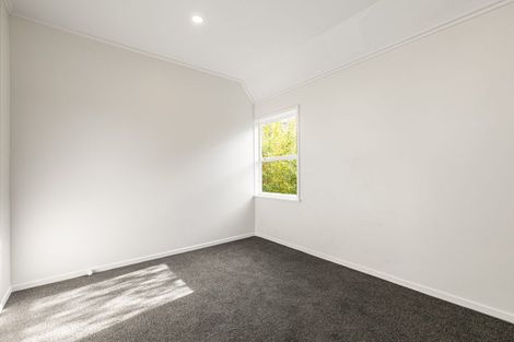 Photo of property in 2/6 Griffen Road, Mount Roskill, Auckland, 1041