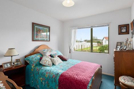 Photo of property in 11 Bradley Street, Paeroa, 3600