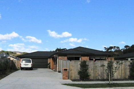 Photo of property in 5 Leanne Way, Waikanae Beach, Waikanae, 5036