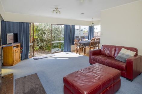 Photo of property in 76a Kennedy Drive, Levin, 5510