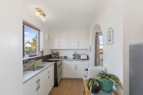 Photo of property in 2/135 Sawyers Arms Road, Northcote, Christchurch, 8052