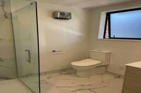 Photo of property in 6/10 Yeovil Road, Te Atatu Peninsula, Auckland, 0610