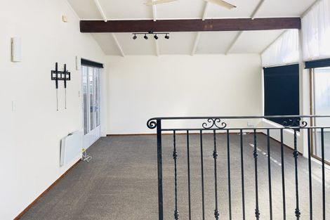 Photo of property in 52 Hope Farm Avenue, Pakuranga Heights, Auckland, 2010