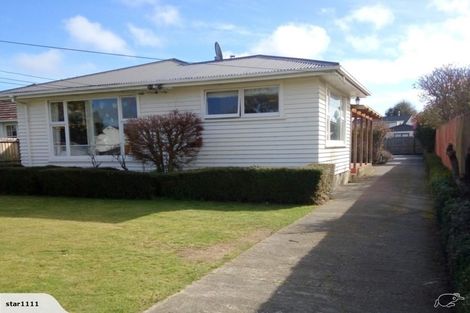 Photo of property in 147 Avonhead Road, Avonhead, Christchurch, 8042