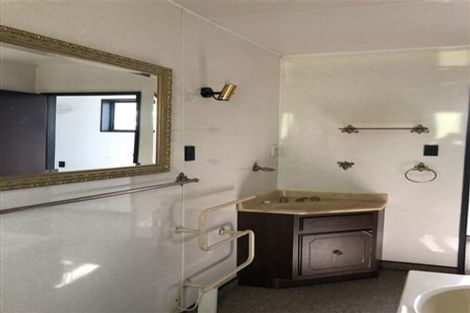 Photo of property in 1 Rimu Street, Levin, 5510