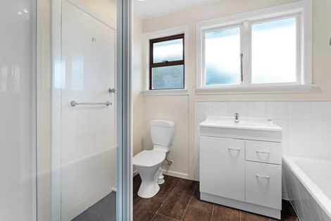 Photo of property in 6 Vancouver Crescent, Wainoni, Christchurch, 8061