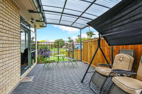 Photo of property in 103 Rushgreen Avenue, Pahurehure, Papakura, 2113