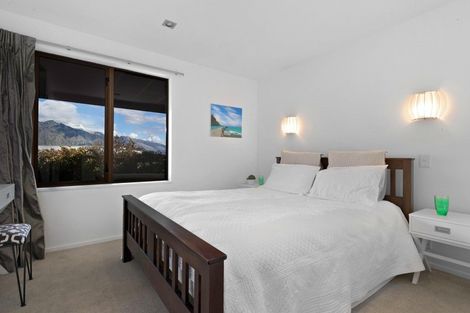 Photo of property in 82 Panorama Terrace, Queenstown, 9300
