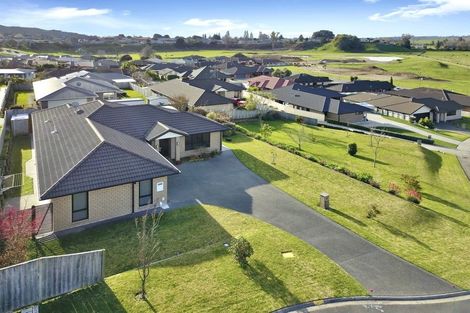 Photo of property in 10 Allanah Place, Te Puke, 3119