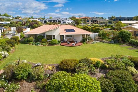 Photo of property in 6 Coutts Place, Mapua, 7005