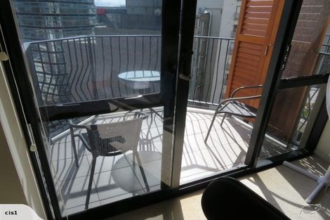 Photo of property in The Silo Apartments, 9g/23 Emily Place, Auckland Central, Auckland, 1010