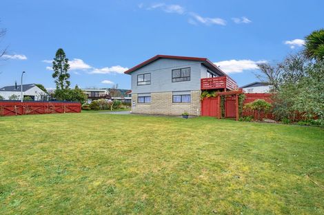 Photo of property in 1 Te Ana Place, Lynmore, Rotorua, 3010