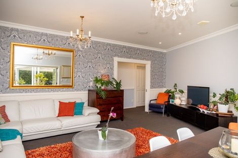 Photo of property in 10 Maple Lane, Martinborough, 5711