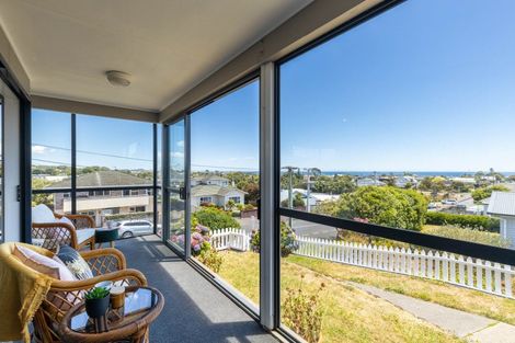 Photo of property in 47 Paynters Avenue, Strandon, New Plymouth, 4312