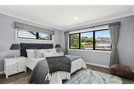 Photo of property in 1 Celina Place, Browns Bay, Auckland, 0630