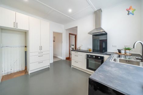 Photo of property in 32 Exchange Street, Ebdentown, Upper Hutt, 5018