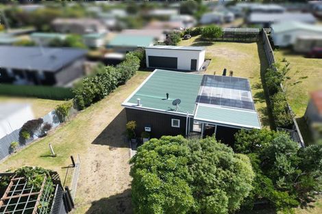 Photo of property in 3 Kent Terrace, Foxton Beach, Foxton, 4815