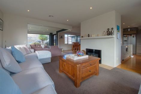 Photo of property in 21 De Bettencor Place, Mount Pisa, Cromwell, 9383