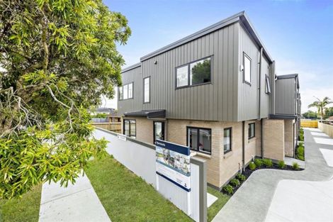 Photo of property in 1/17 Alfriston Road, Manurewa East, Auckland, 2102