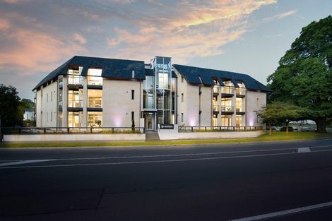 Photo of property in 6/19 Carlton Mill Road, Merivale, Christchurch, 8014