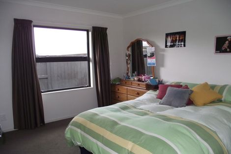 Photo of property in 19 Clearview Drive, Milson, Palmerston North, 4414