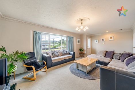 Photo of property in 32 Invercargill Drive, Kelson, Lower Hutt, 5010