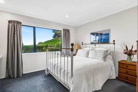 Photo of property in 1758 Mountain Road, Inglewood, 4386