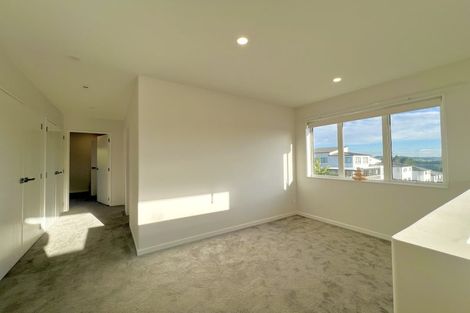 Photo of property in 42 Takurua Terrace, Orewa, 0931