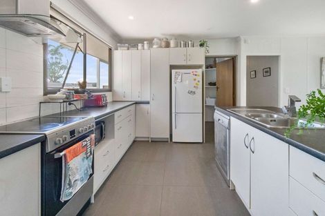 Photo of property in 2 Kinross Place, Mount Maunganui, 3116