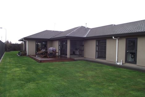 Photo of property in 19 Clearview Drive, Milson, Palmerston North, 4414