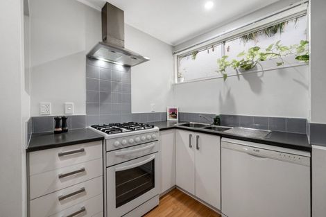 Photo of property in 3/64 Hattaway Avenue, Bucklands Beach, Auckland, 2012