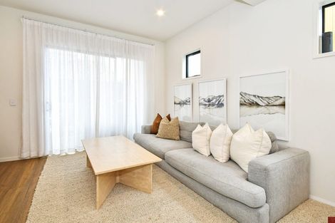 Photo of property in 4/47a Huntington Drive, Huntington Park, Auckland, 2013