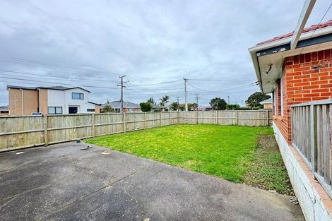 Photo of property in 1/24 Overton Road, Papatoetoe, Auckland, 2025