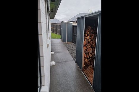 Photo of property in 4 Nestling Place, Rolleston, 7615