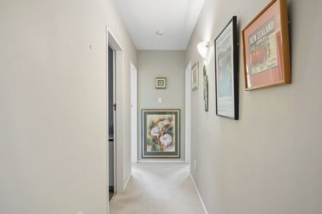 Photo of property in Jerningham Apartments, 20 Oriental Terrace, Oriental Bay, Wellington, 6011