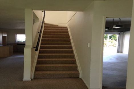 Photo of property in 35 Brashier Circle, Sunnyvale, Auckland, 0612