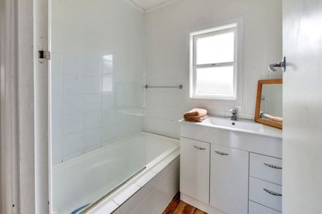 Photo of property in 1/46 Rollerson Street, Papakura, 2110