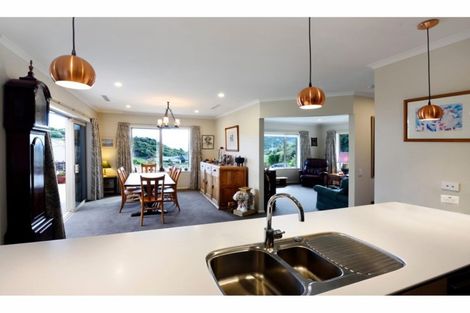 Photo of property in 19 Devenish Place, Atawhai, Nelson, 7010