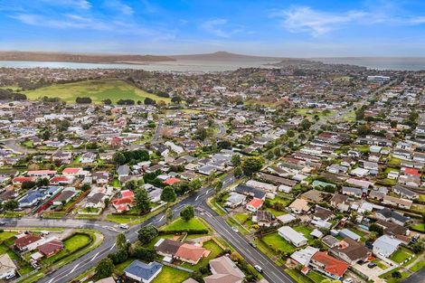 Photo of property in 2/60 Cherry Road, Bucklands Beach, Auckland, 2014